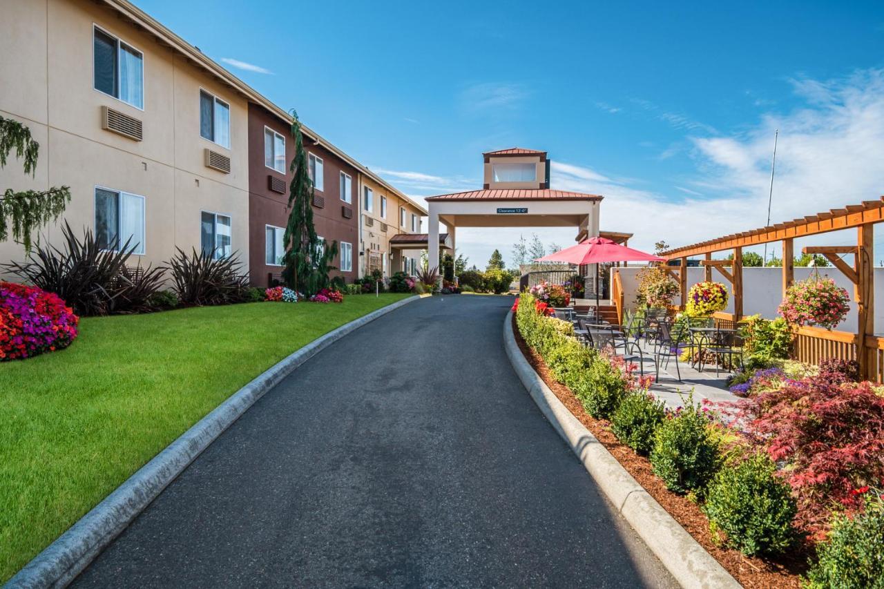 Red Lion Inn & Suites Sequim At Olympic National Park Εξωτερικό φωτογραφία